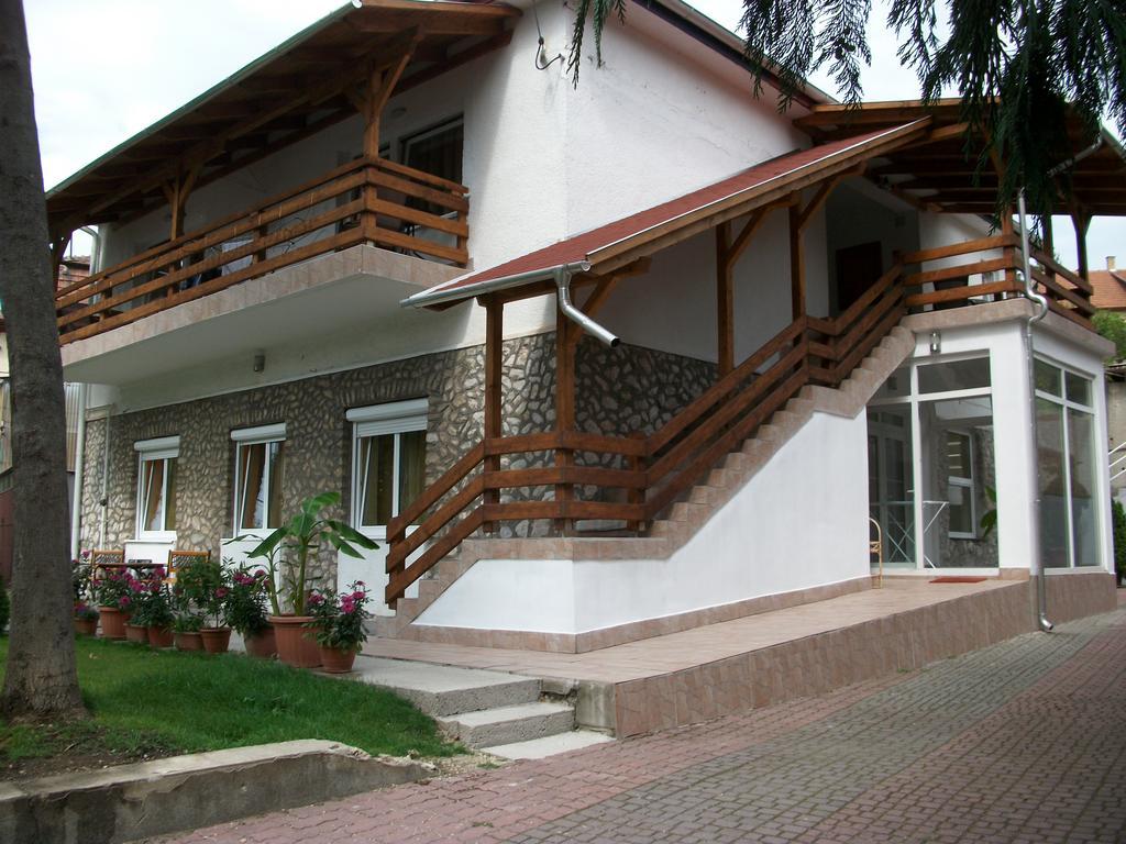 Eden Ii. Hotel Miskolc Exterior foto